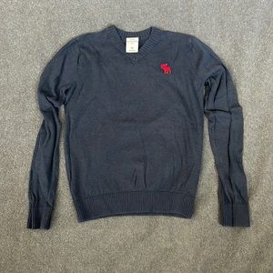 ABERCROMBIE KIDS Youth Pullover Sweater - Boy’s Medium